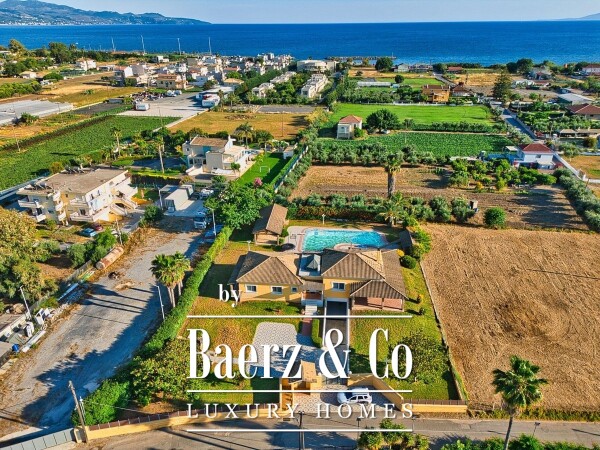 photo 6 1761816 - Villa For sale, Kalamata, 335 sq.m., €1.500.000