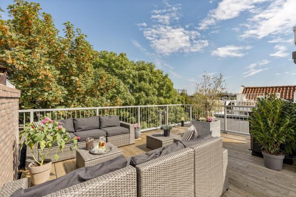 photo 56 Jacob Obrechtstraat 9 H